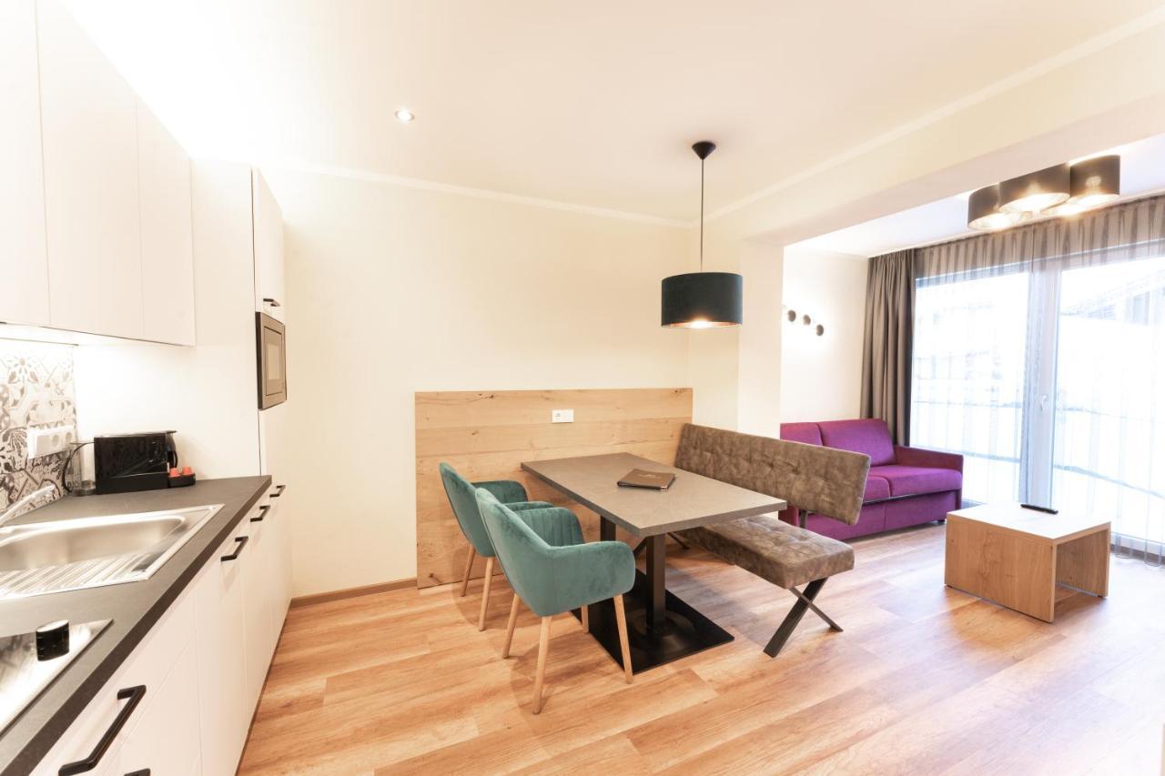 Aparthotel Dorfplatzl Garni Tux Exterior foto